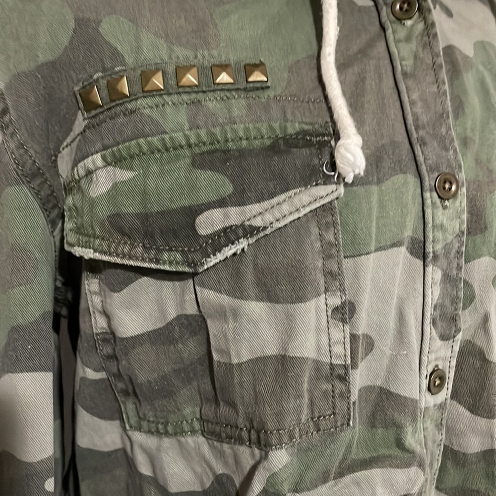 Mudd Camouflage Top - Picture 3 of 7